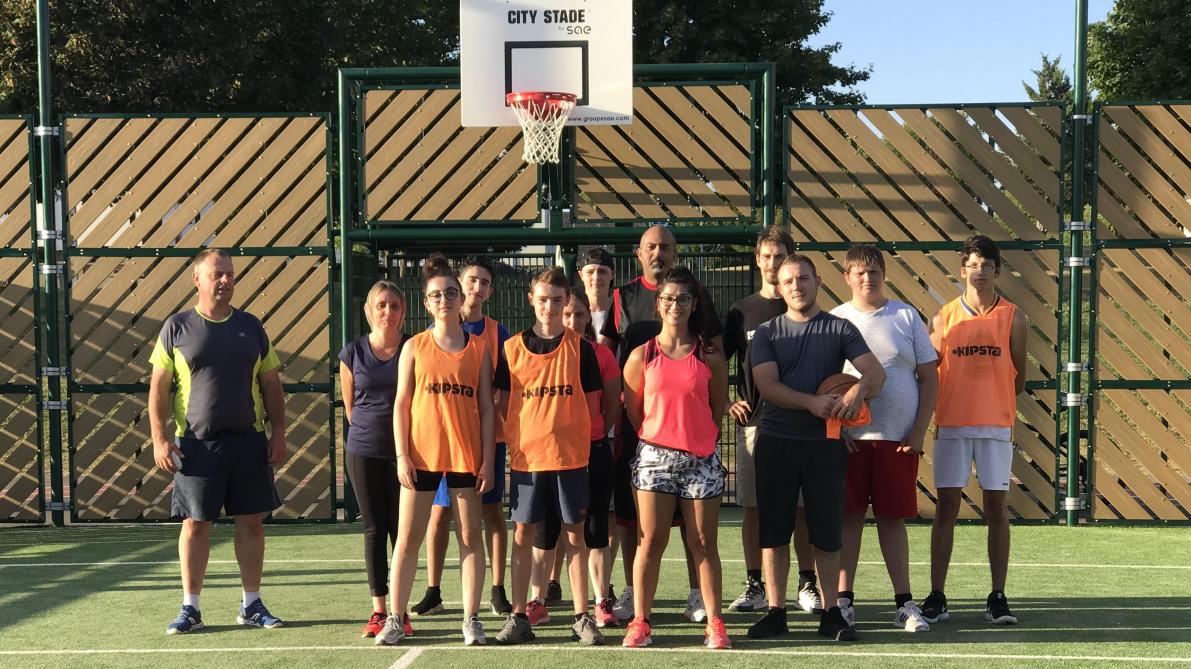 Vendeuvre sur Barse pour le club de basket un an d existence